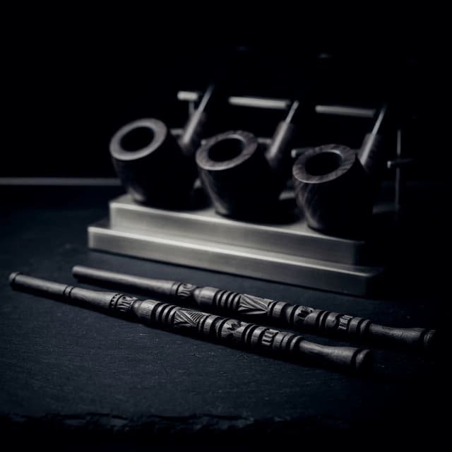 CHEE SHOP Pipe Stand – 3 Place